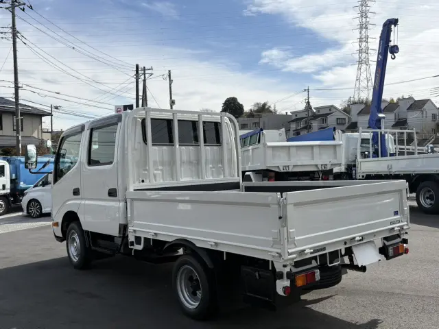 トヨタ ダイナ 3BF-TRY230(2WD)の写真4