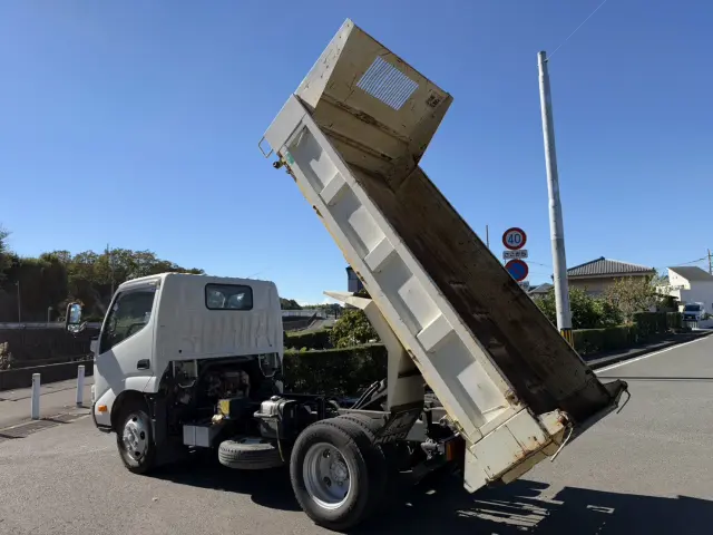 日野 デュトロ TKG-XZU620T(2WD)の写真10