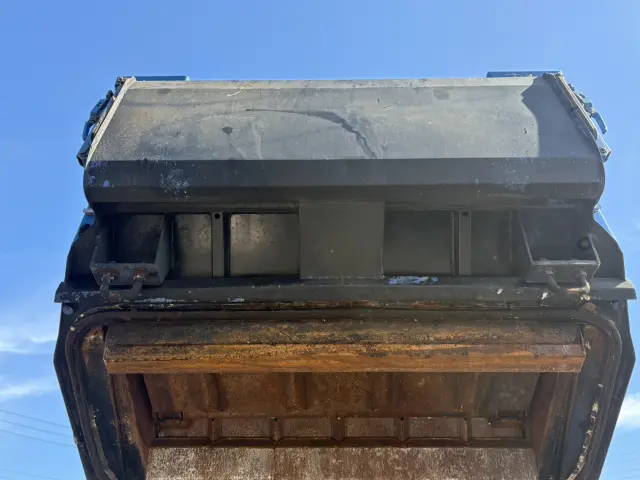 いすゞ エルフ TKG-NMR85AN(2WD)の写真21