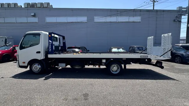日野 デュトロ TPG-XZU722M(2WD)の写真4