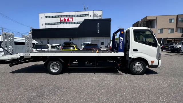 日野 デュトロ TPG-XZU722M(2WD)の写真8