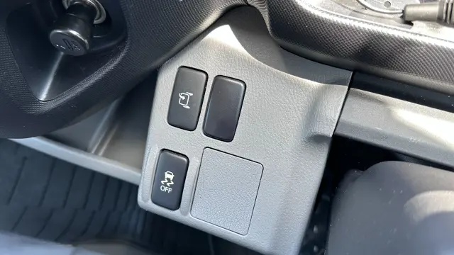 日野 デュトロ TPG-XZU722M(2WD)の写真44