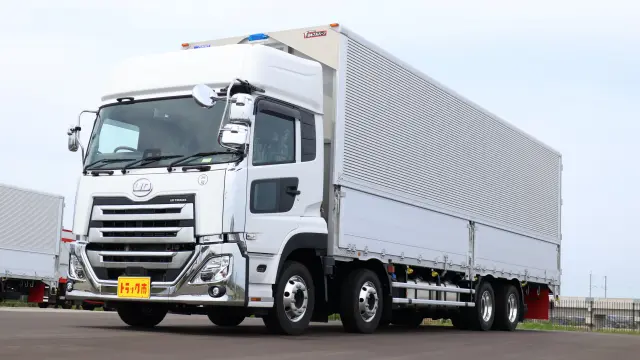ＵＤ クオン 2RG-CG5FAの写真1