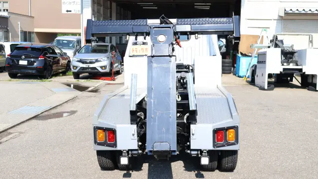 三菱 キャンター 2RG-FDA50(2WD)の写真6