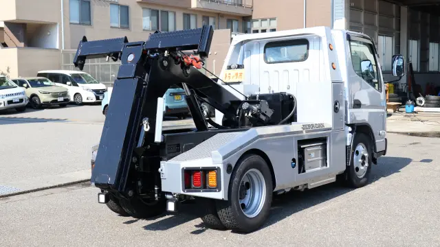 三菱 キャンター 2RG-FDA50(2WD)の写真7