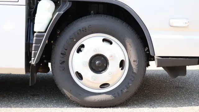 三菱 キャンター 2RG-FDA50(2WD)の写真13