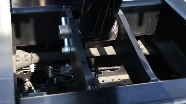 三菱 キャンター 2RG-FDA50(2WD)の写真20