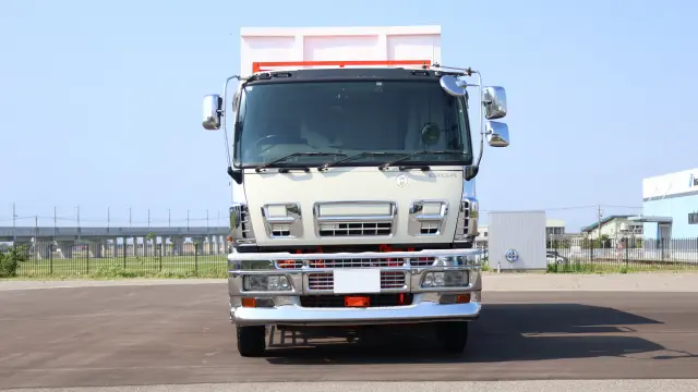 いすゞ ギガ PDG-CYZ52Q8の写真4