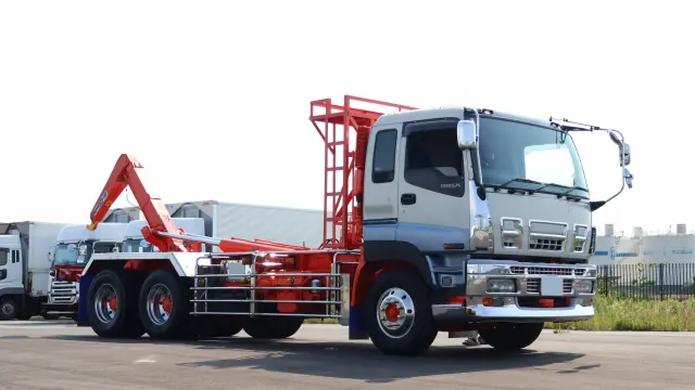 いすゞ ギガ PDG-CYZ52Q8の写真16