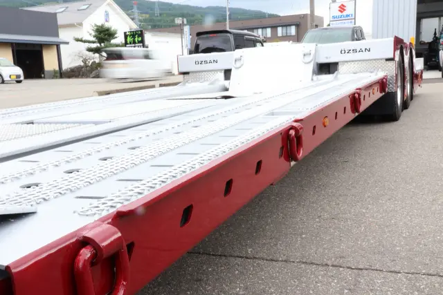 OZSAN 低床トラックトレーラー 不明の写真12