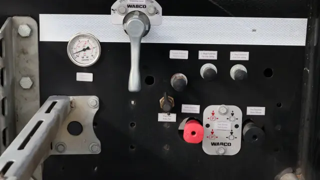 スカニア Rシリーズ LA4X2MNACの写真18