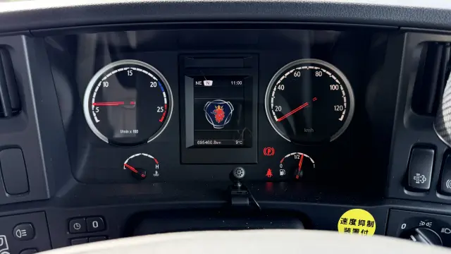 スカニア Rシリーズ LA4X2MNACの写真36