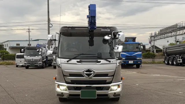 日野 レンジャー 2KG-GD2ABA(2WD)の写真2