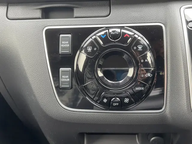 日産 キャラバン 3DF-VN6E26(4WD)の写真14