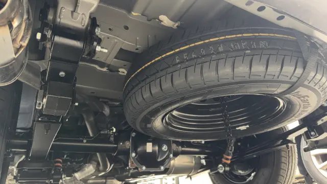 日産 キャラバン 3DF-VN6E26(4WD)の写真25