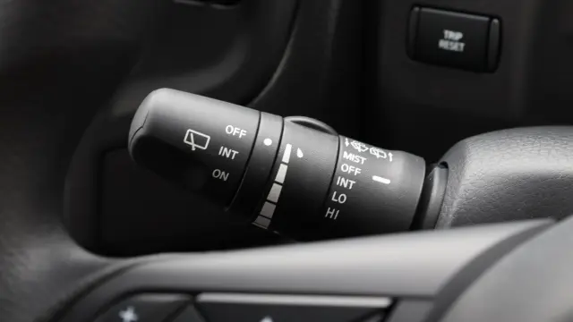 日産 バネットバン 3BF-VNM20(4WD)の写真21