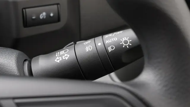 日産 バネットバン 3BF-VNM20(4WD)の写真22