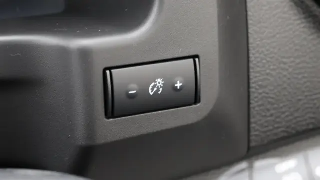 日産 バネットバン 3BF-VNM20(4WD)の写真24