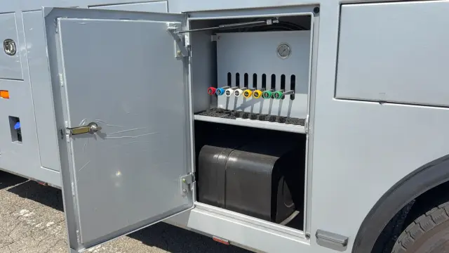 日野 プロフィア 2KG-FH1AGE(2WD)の写真38
