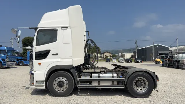 日野 プロフィア 2DG-SH1EDGG(2WD)の写真2