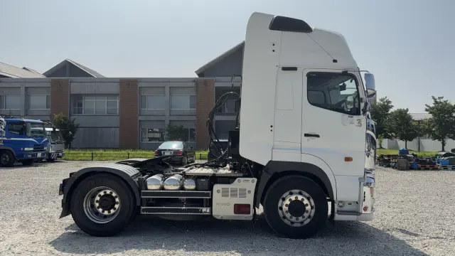 日野 プロフィア 2DG-SH1EDGG(2WD)の写真6