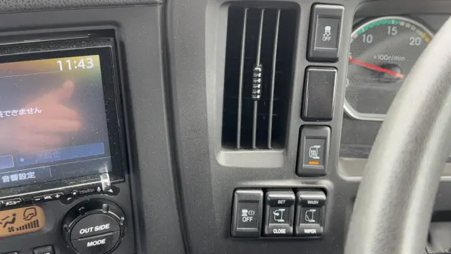 いすゞ ギガ QKG-CYZ77BM(2WD)の写真29