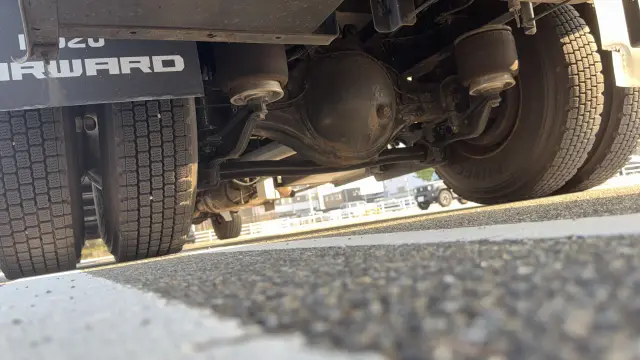 いすゞ フォワード 2RG-FRR90T2(2WD)の写真15