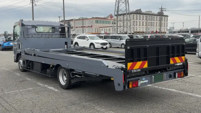 いすゞ エルフ 2RG-NPR88YM(2WD)の写真3