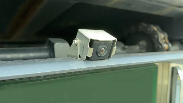 いすゞ エルフ 2RG-NPR88YM(2WD)の写真26