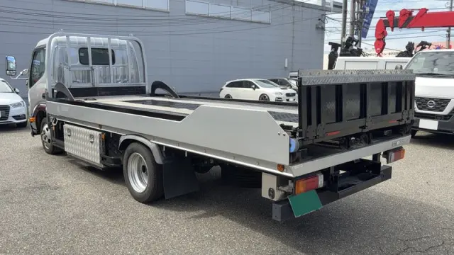 日野 デュトロ 2RG-XZC655M(2WD)の写真2