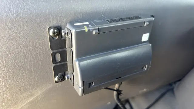 いすゞ ギガ PDG-CYM77Q8(6x2)の写真42
