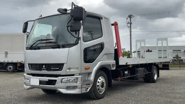 三菱 ファイター 2KG-FK62F(2WD)の写真1