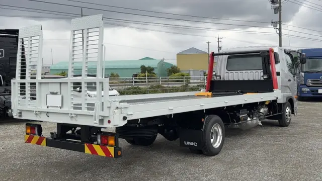 三菱 ファイター 2KG-FK62F(2WD)の写真6