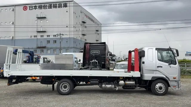 三菱 ファイター 2KG-FK62F(2WD)の写真7