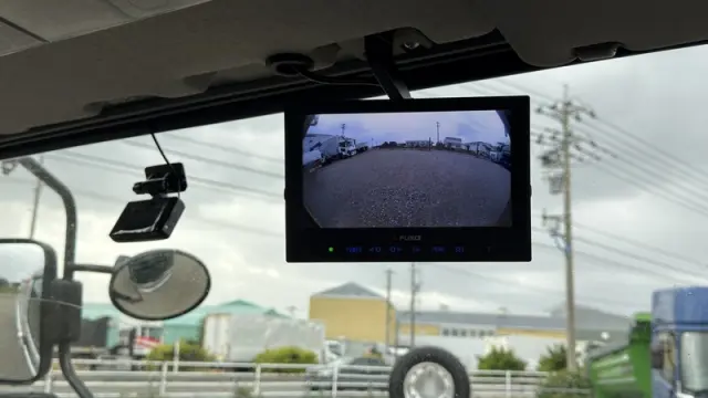 三菱 ファイター 2KG-FK62F(2WD)の写真26