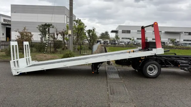 三菱 ファイター 2KG-FK62F(2WD)の写真31