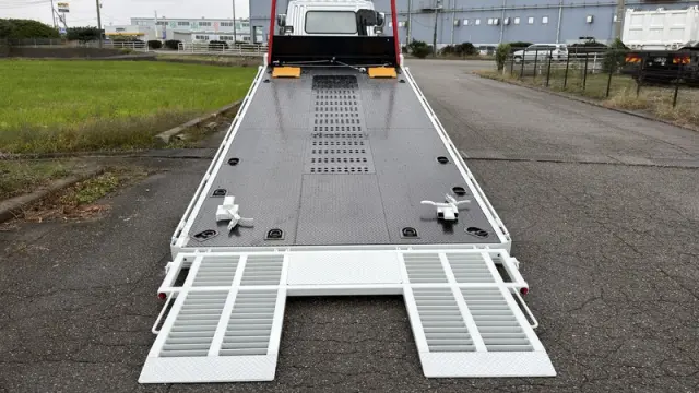 三菱 ファイター 2KG-FK62F(2WD)の写真37