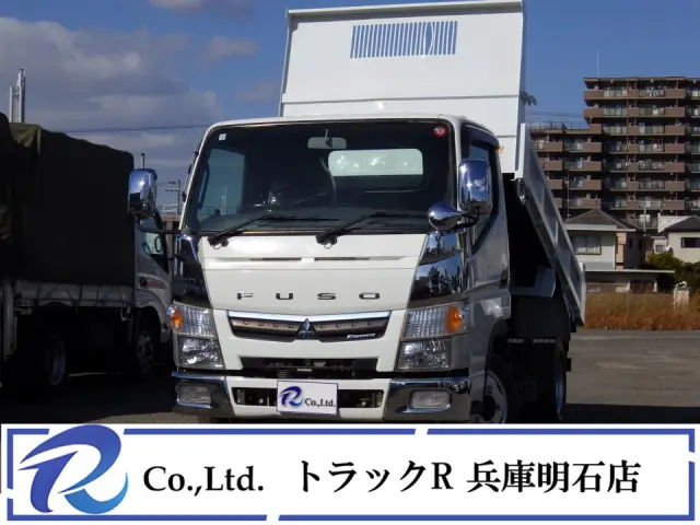 積載量２０００㎏　新明和製ダンプ　全低床　荷台内寸　３０５×１６０×３１　車両外寸　４６９×１６９×１９８　車両総重量５．０ｔ未満　準中型免許証　４ナンバー　エンジン型式　４Ｐ１０　１５０ｐｓ|三菱 キャンター TPG-FBA30(2WD)の写真1