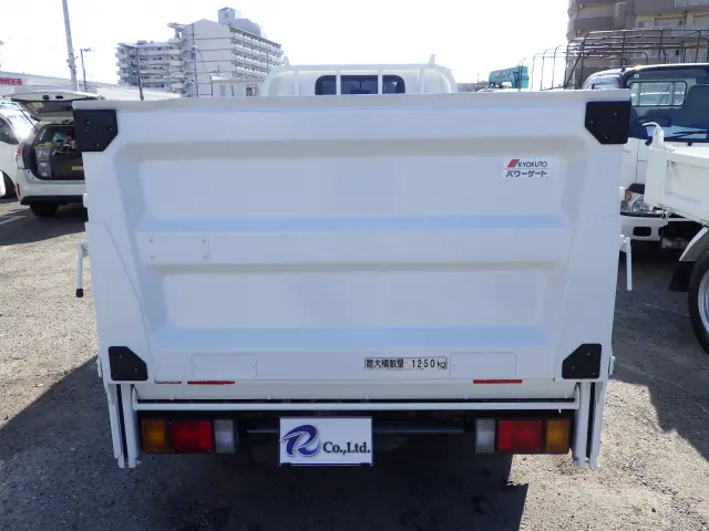 いすゞ エルフ TRG-NHR85A(2WD)の写真6