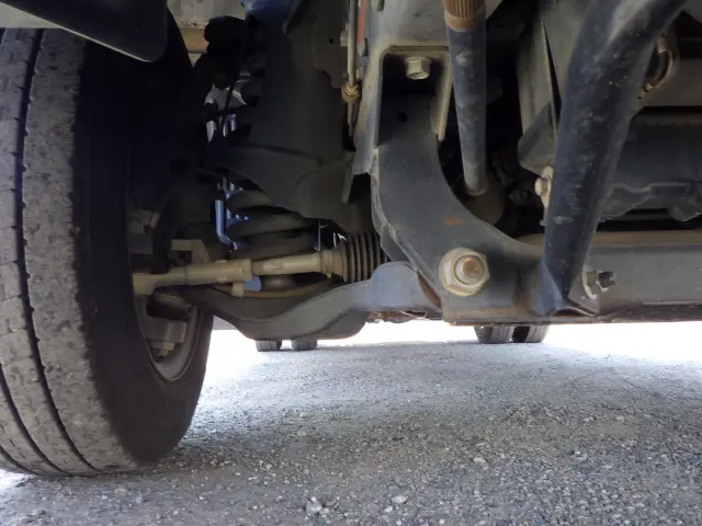 いすゞ エルフ TRG-NHR85A(2WD)の写真42