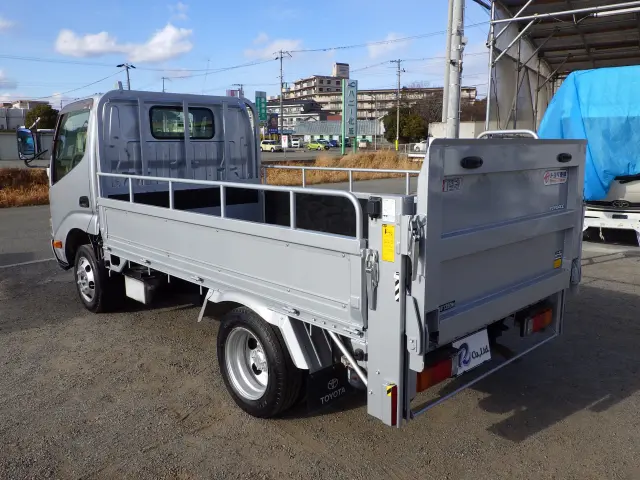 トヨタ トヨエース QDF-KDY231(2WD)の写真2