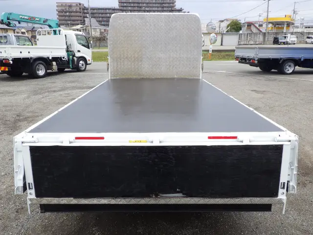 三菱 キャンター TPG-FBA50(2WD)の写真18