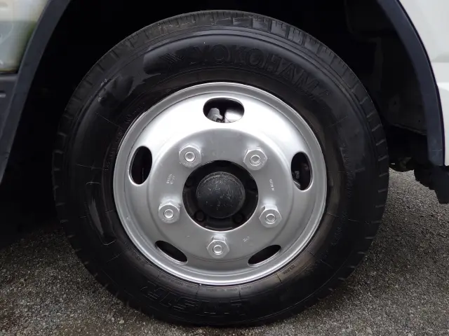 三菱 キャンター TPG-FBA50(2WD)の写真27