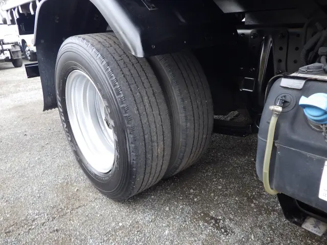 三菱 キャンター TPG-FBA50(2WD)の写真31