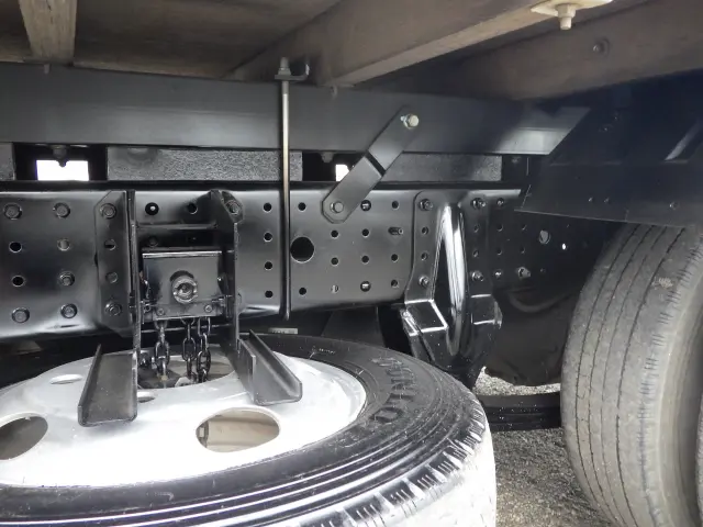 三菱 キャンター TPG-FBA50(2WD)の写真33