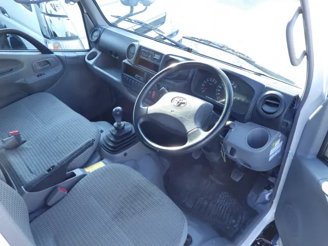 トヨタ ダイナ ABF-TRY230(2WD)の写真6