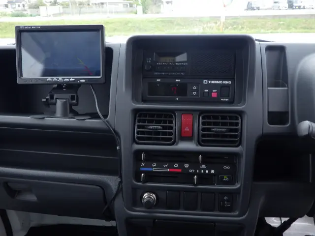 スズキ キャリイ EBD-DA16T(2WD)の写真9