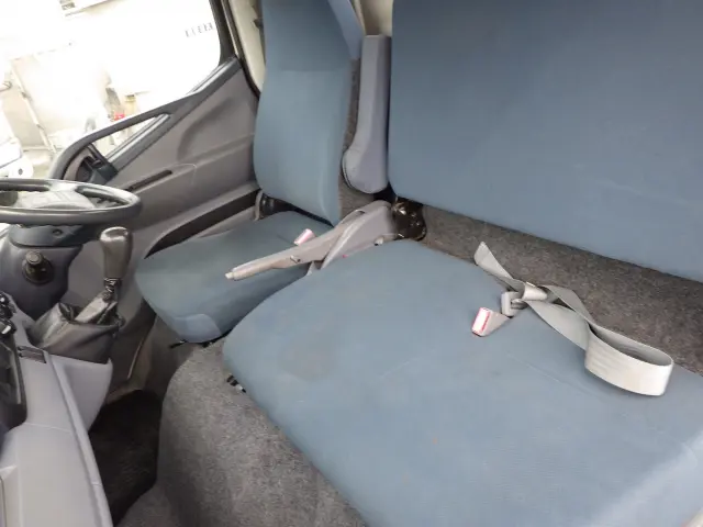 三菱 キャンター TKG-FBA20(2WD)の写真8