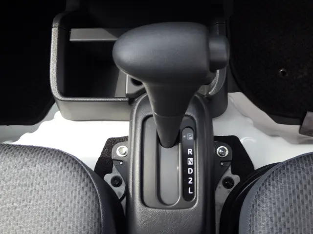 ダイハツ ハイゼットトラック EBD-S500P(2WD)の写真12