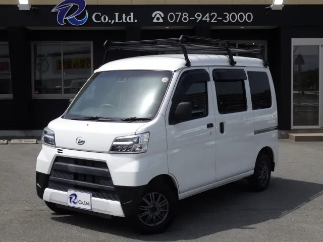 ハイルーフ　４ＷＤ　荷台内寸１７５×１２５×１２０　車両外寸３３９×１４７×１８７　車両総重量３．５ｔ未満　ベッドキット　ナビＴＶ　４ナンバー　エンジン型式　ＫＦ　６６０ｃｃ　保証付　小型　トラック|ダイハツ その他(ダイハツ) 3BD-S331V(2WD)の写真1